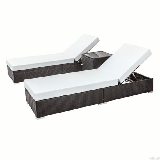 Kursi Santai Kolam Renang