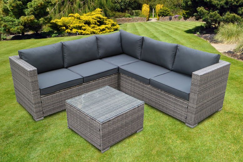 Kursi Sofa Rotan Sintetis Taman