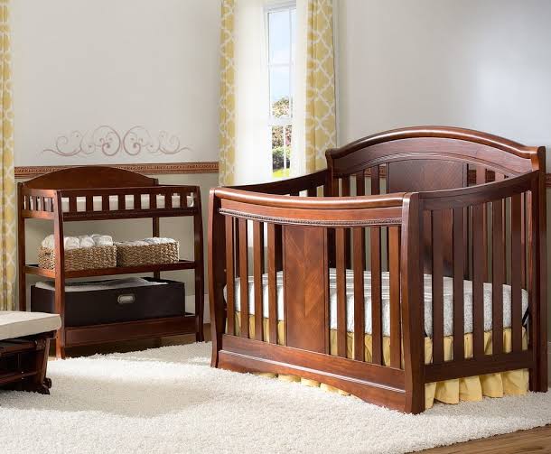 Box Bayi Jati Minimalis