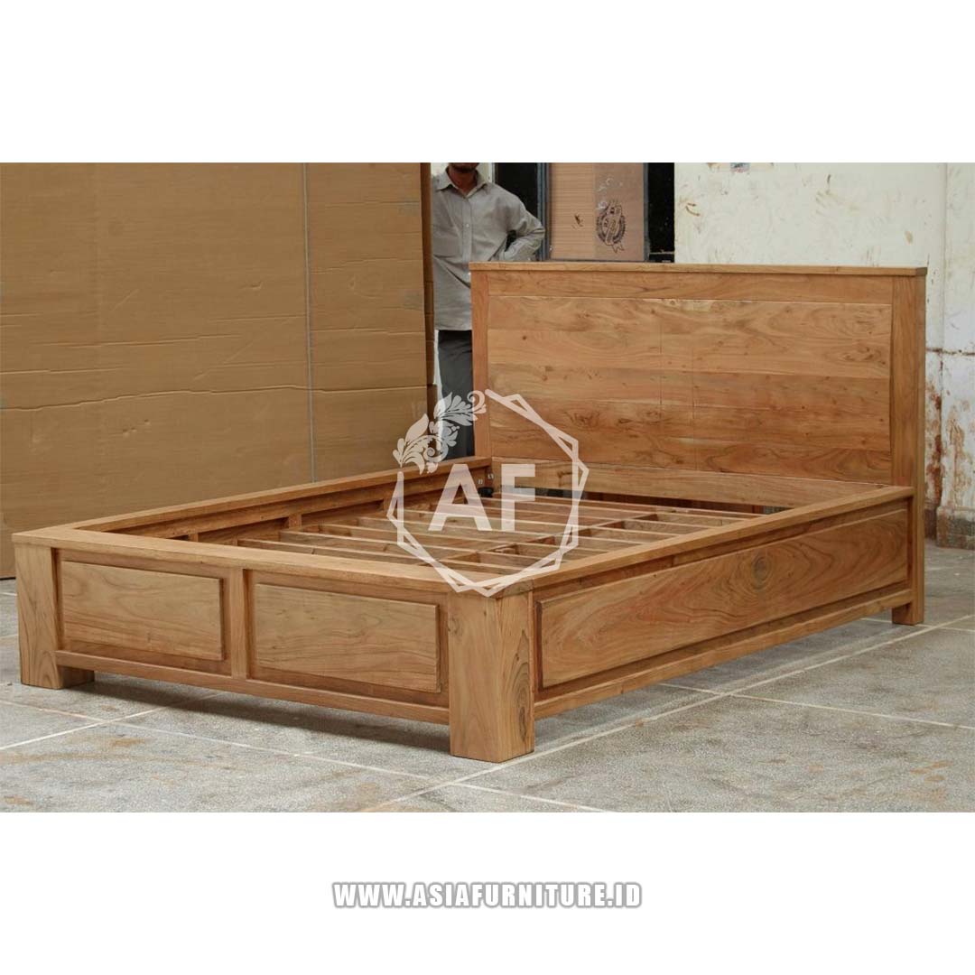 Tempat Tidur Sederhana Kayu Jati Klasik 2