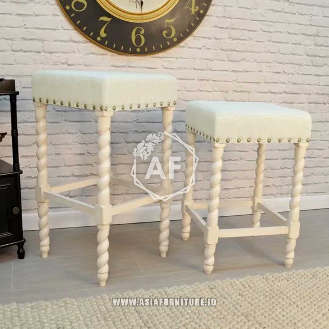 Kursi Bar Unik Kreatif 2