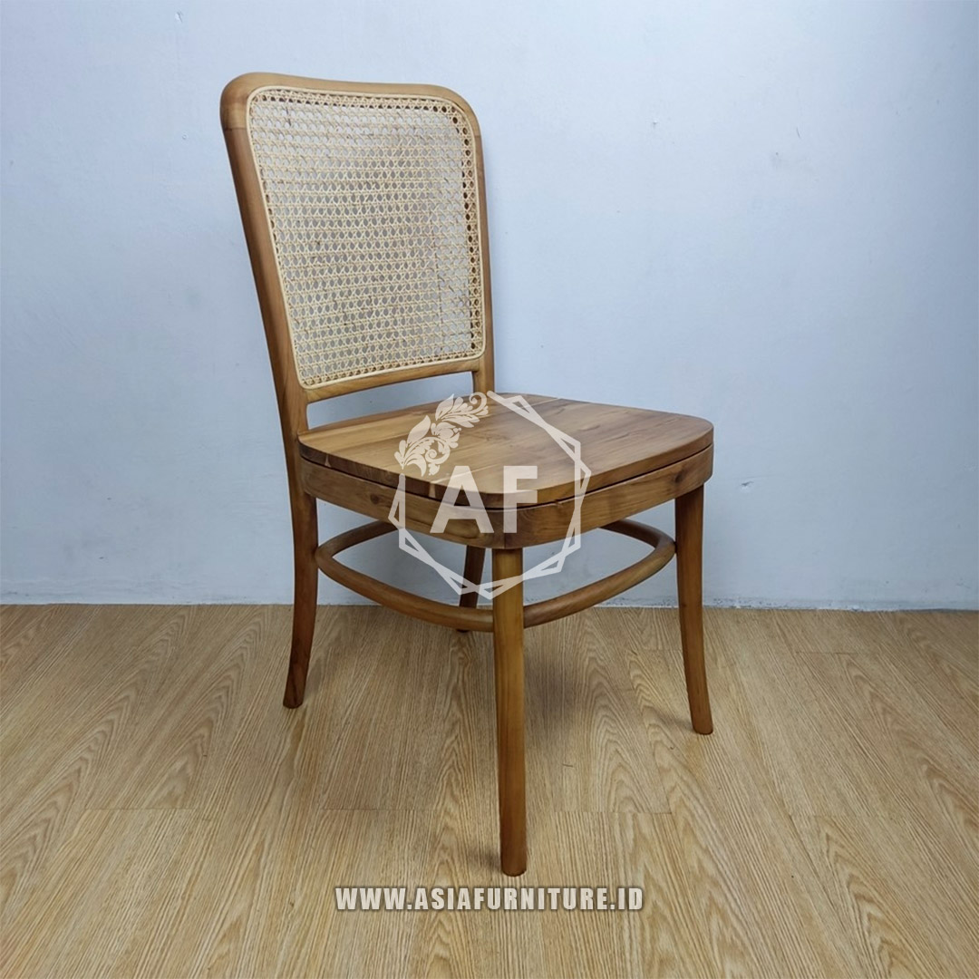 Kursi Cafe Kevin Dudukan Kayu 2