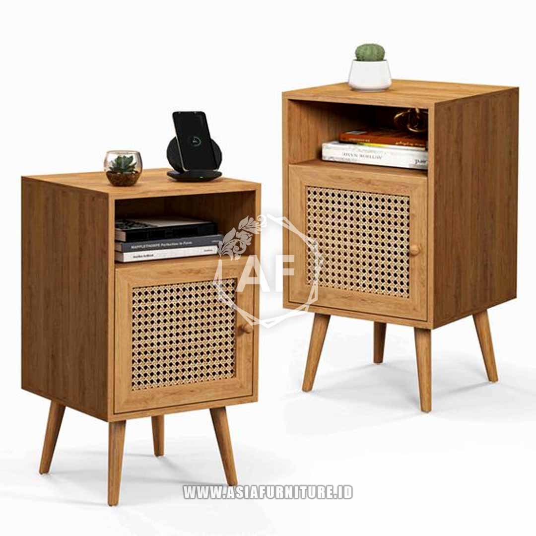 Meja Nakas 1 Pintu Rotan Jati 2